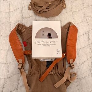 Sakura Bloom Linen Basics Onbuhimo in Clay/Whiskey Leather EUC